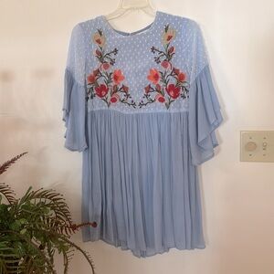 Adorable Flared Sleeve Dress